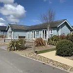Blue Bay, The Bay, 2 Bedrooms With Ensuites, Parking Bay, 2 Dogs Welcome Дом отдыха