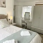 Blue Bay, The Bay, 2 Bedrooms With Ensuites, Parking Bay, 2 Dogs Welcome Holiday home *