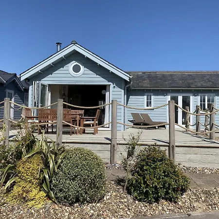 Blue Bay, The Bay, 2 Bedrooms With Ensuites, Parking Bay, 2 Dogs Welcome 펜션 파일리