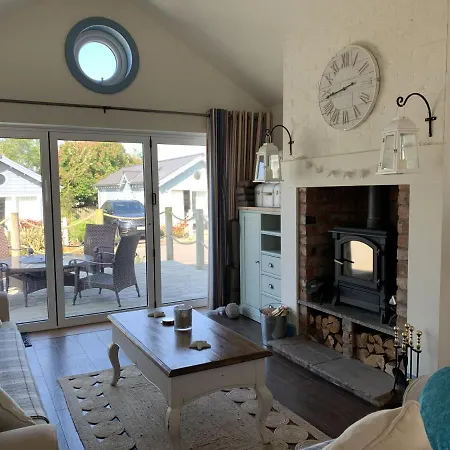 Blue Bay At The Bay Filey, Sleeps 4-6, 2 Dogs Welcome For Free Too * Filey