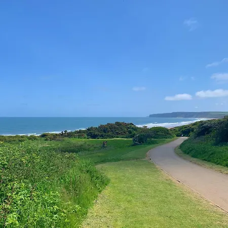 Blue Bay At The Bay Filey, Sleeps 4-6, 2 Dogs Welcome For Free Too *