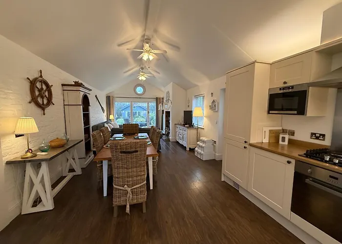 Blue Bay, The Bay, 2 Bedrooms With Ensuites, Parking Bay, 2 Dogs Welcome Hébergement de vacances